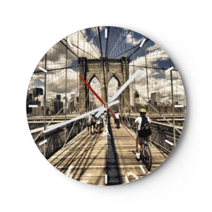 Horloge murale - Pendule murale - Pont de Brooklyn avec des gens et un cycliste sur fond de ville - 30x30cm - Directement en plein coeur de la ville - Décoration murale moderne pour le salon, la cuisine et la chambre ARTTOR