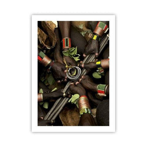 Affiche - Poster - Mains dans des bracelets traditionnels, dans un geste de communauté - 50x70cm - Nous sommes ensemble - Décoration murale moderne pour le salon et la chambre ARTTOR