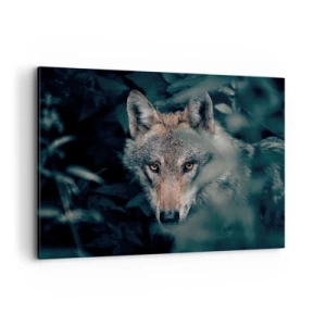 Impression sur toile - Image sur toile - Un loup dans son environnement naturel, regardant depuis les profondeurs de la forêt. - 100x70cm - Chasseur - Décoration murale moderne pour le salon et la chambre ARTTOR