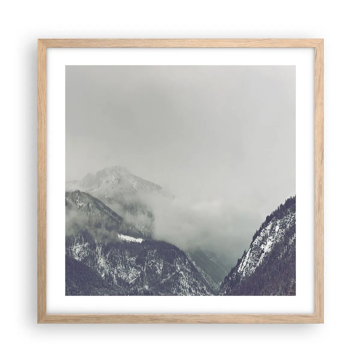 Affiche dans un chêne clair - Poster - Vallée brumeuse - 50x50 cm