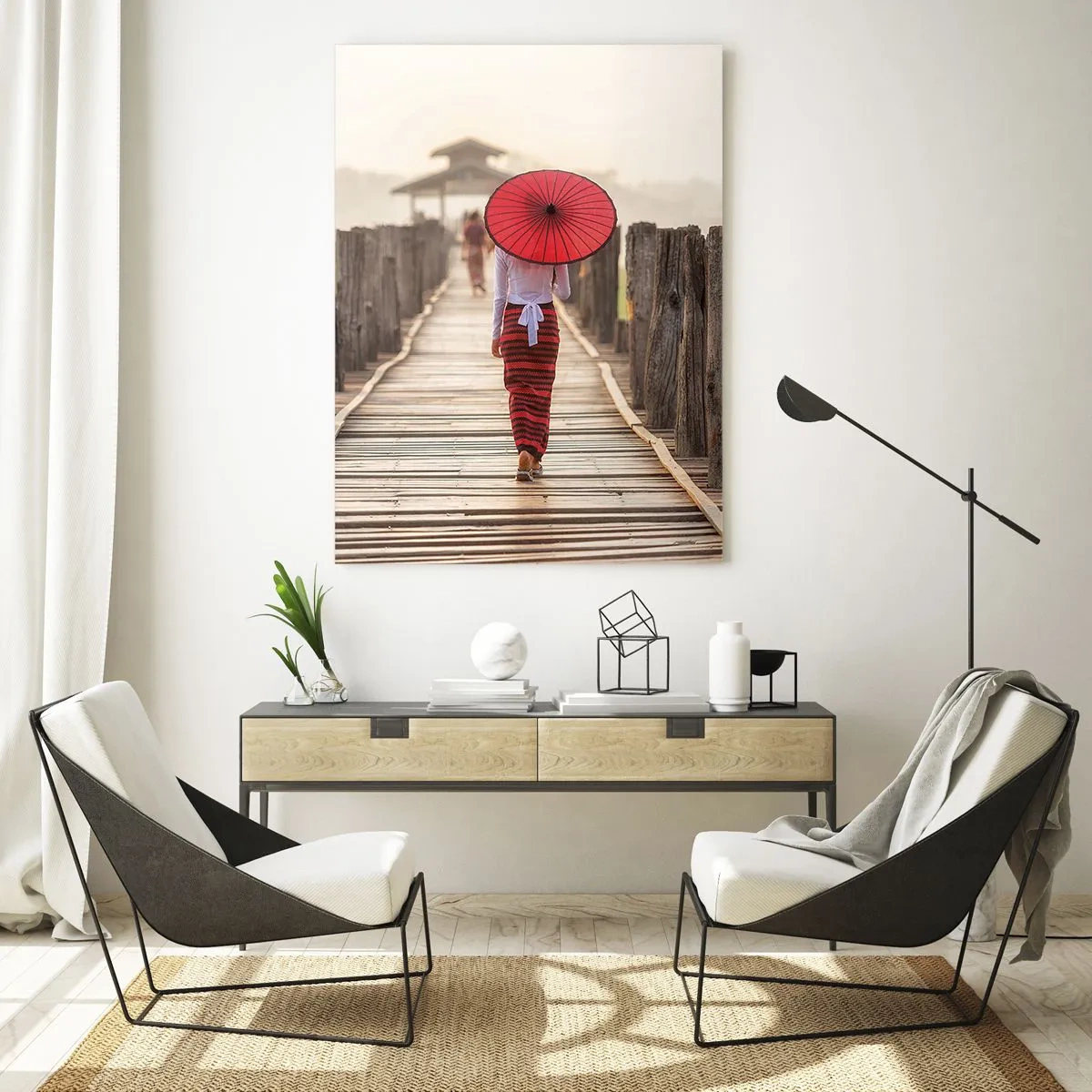 Impression sur verre - Image sur verre - Une femme avec un parapluie rouge sur un pont en bois - 70x100cm - Sur le vieux pont - Décoration murale moderne pour le salon et la chambre ARTTOR