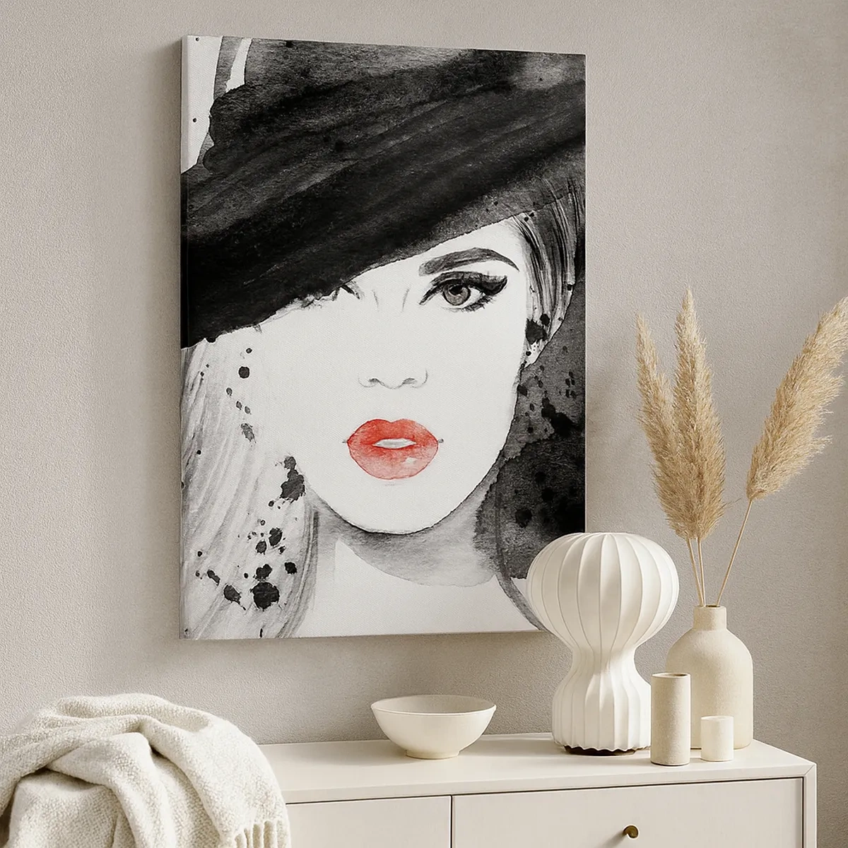 Impression sur toile - Image sur toile - Portrait d'une femme au chapeau et aux lèvres rouges - 50x70cm - Dame en noir - Décoration murale moderne pour le salon et la chambre ARTTOR