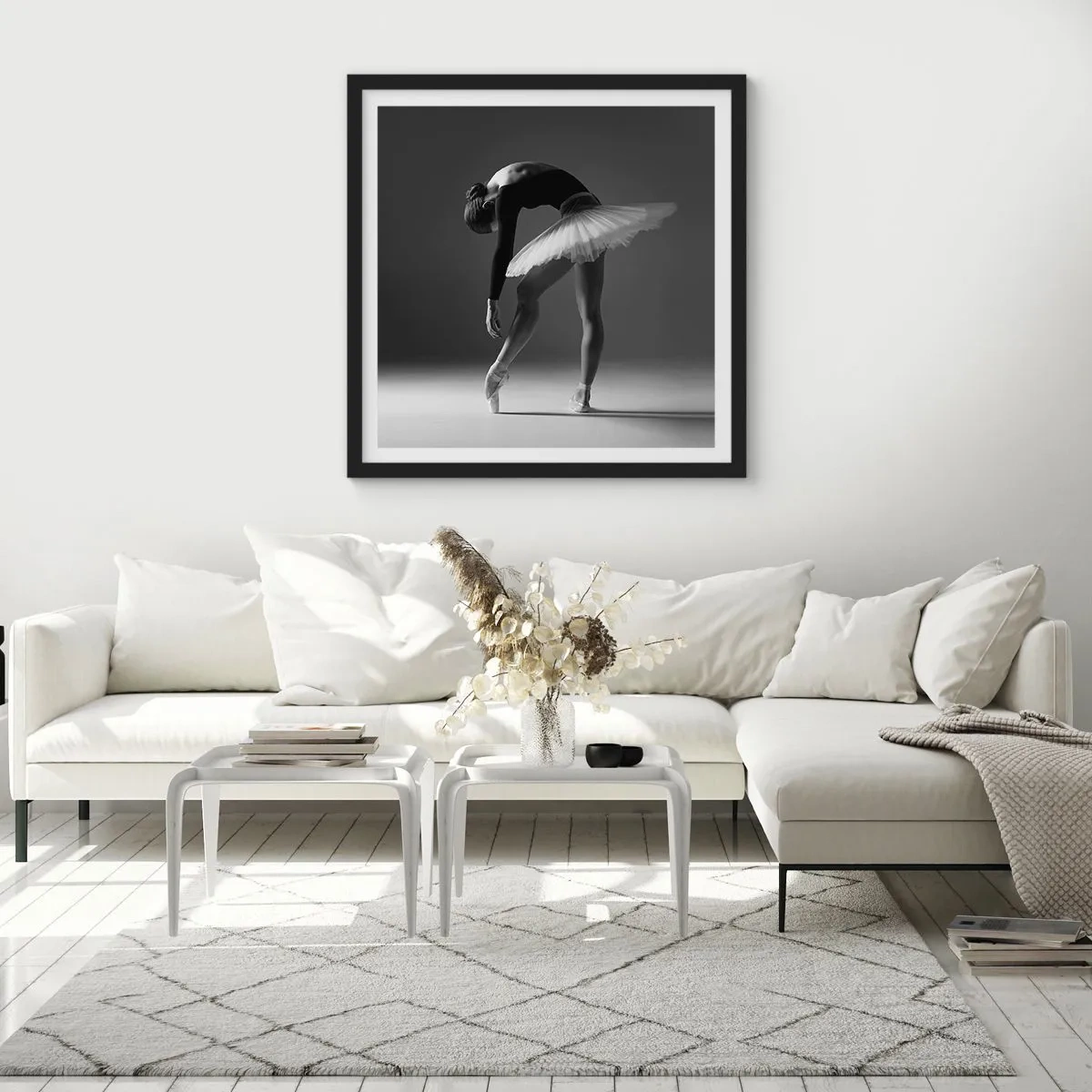 Affiche dans un cadre noir - Poster - Belle ballerine - 30x30 cm