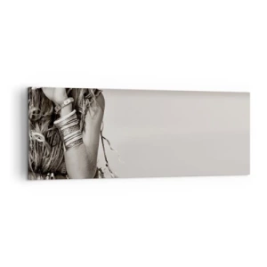 Impression sur toile - Image sur toile - Portrait d'une femme bohème avec des bijoux - 140x50cm - Comment va la fille - Décoration murale moderne pour le salon et la chambre ARTTOR