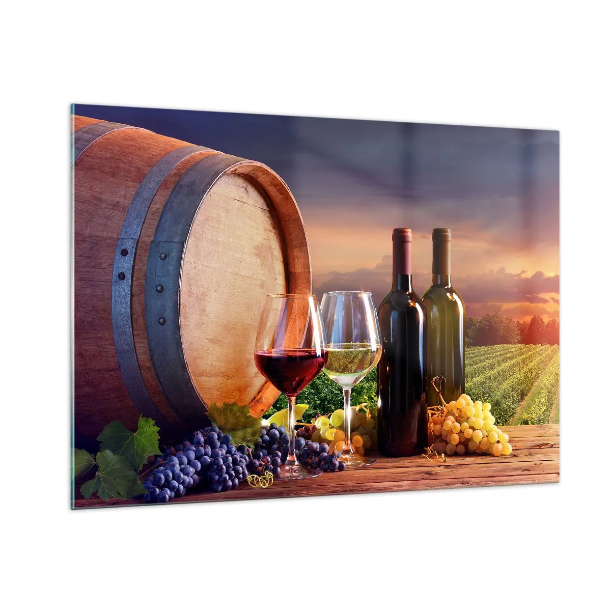 Impression sur verre - Image sur verre - Des vignes, un tonneau et des verres sur fond de soleil couchant - 100x70cm - Ici la vie a du goût - Décoration murale moderne pour le salon et la chambre ARTTOR
