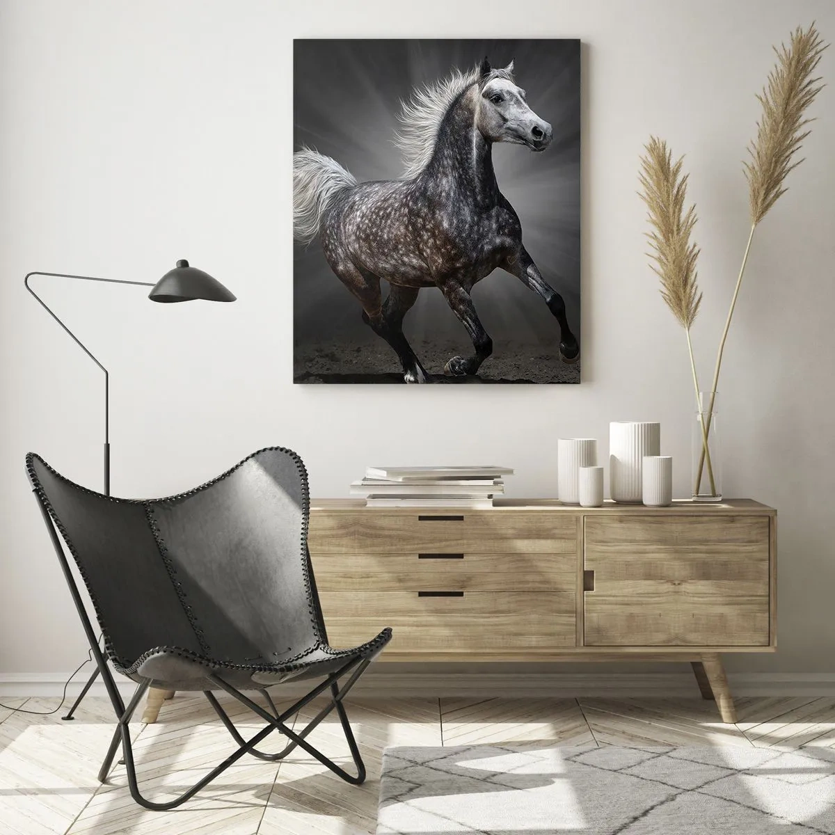 Impression sur verre - Image sur verre - Un cheval au galop sur un fond sombre avec un effet d'éclairage. - 50x70cm - Le gris est beau - Décoration murale moderne pour le salon et la chambre ARTTOR