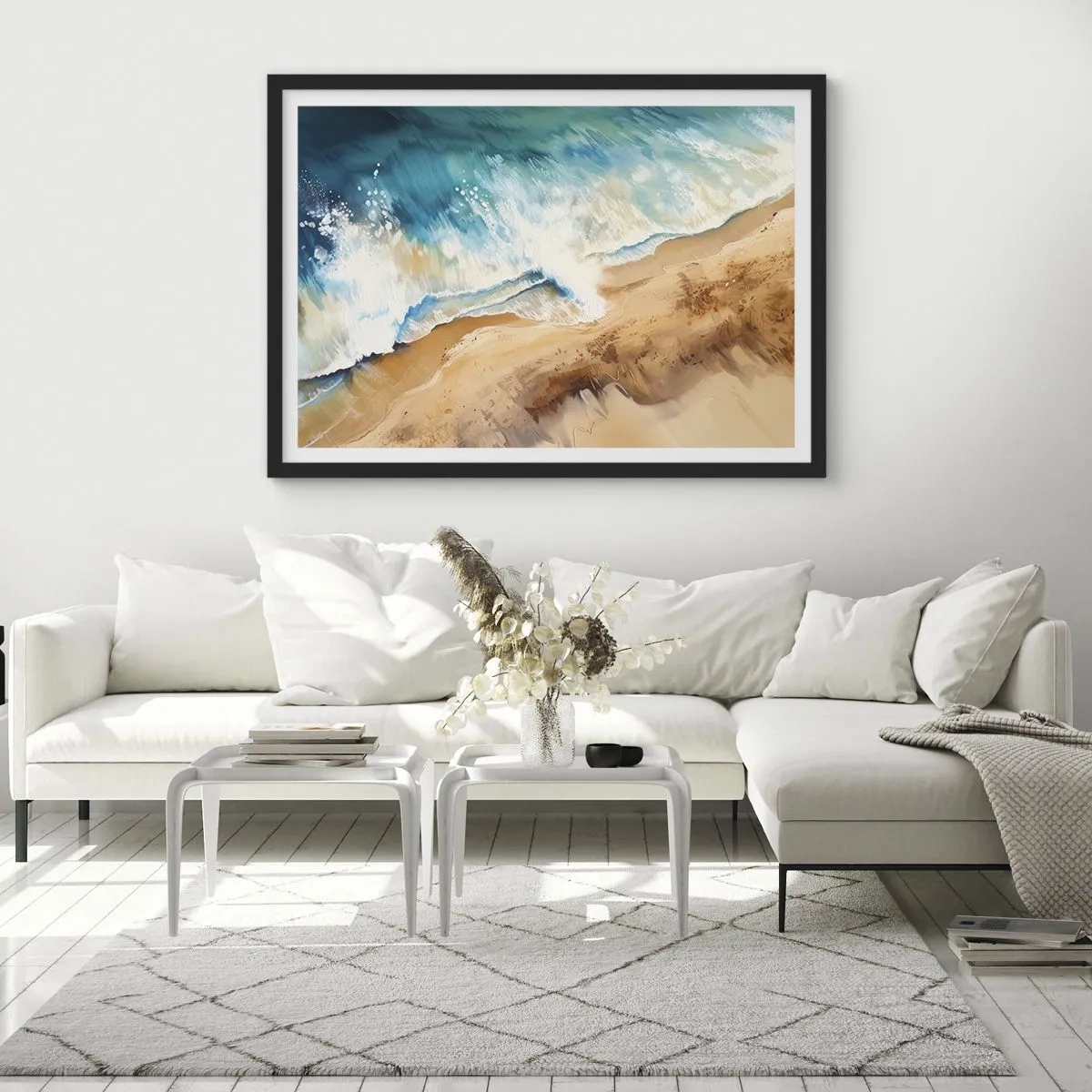 Affiche dans un cadre noir - Poster - Une vague de mer s'écrasant contre le rivage sablonneux - 70x50cm - La vague qui revient - Décoration murale moderne pour le salon et la chambre ARTTOR
