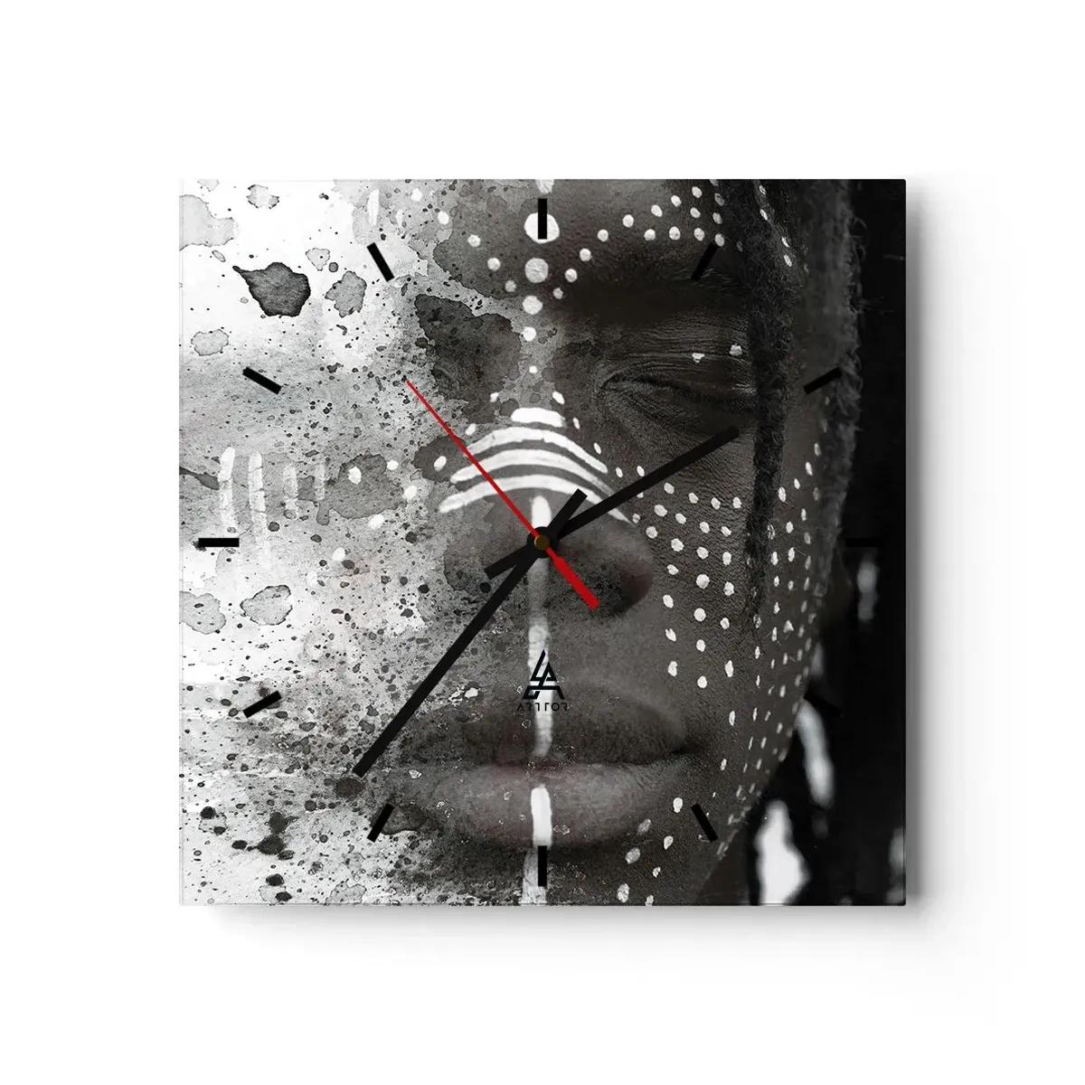 Horloge murale - Pendule murale - Portrait de visage artistique avec des motifs blancs abstraits - 30x30cm - Découvrez l'esprit primal - Décoration murale moderne pour le salon et la chambre ARTTOR