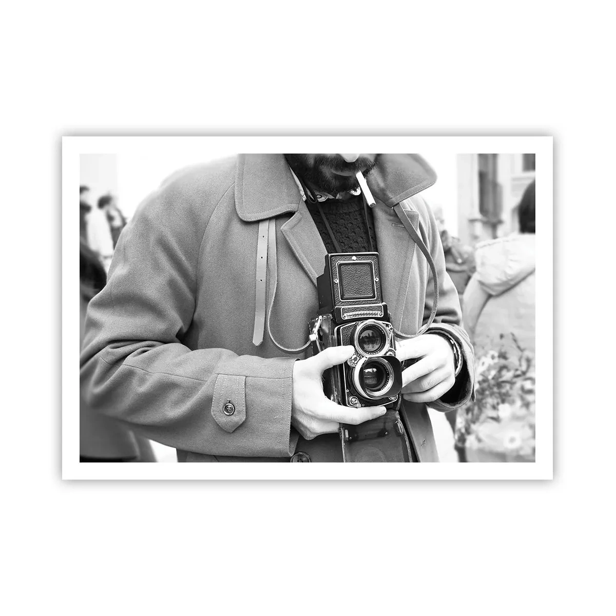 Affiche - Poster - Photo en noir et blanc d'un homme avec un appareil photo rétro - 100x70cm - Dans un style rétro - Décoration murale moderne pour le salon et la chambre ARTTOR