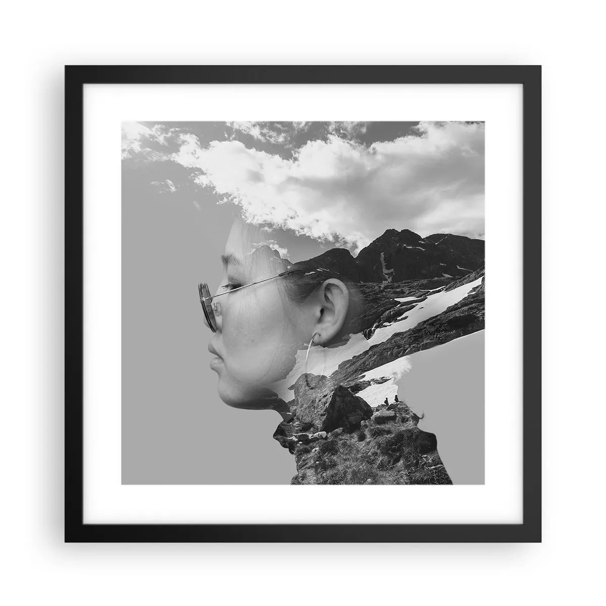 Affiche dans un cadre noir - Poster - Portrait de montagnes et nuages - 40x40 cm