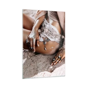 Impression sur verre - Image sur verre - Femme bohème sur la plage avec des bijoux - 80x120cm - Rejeté par la vague? - Décoration murale moderne pour le salon et la chambre ARTTOR