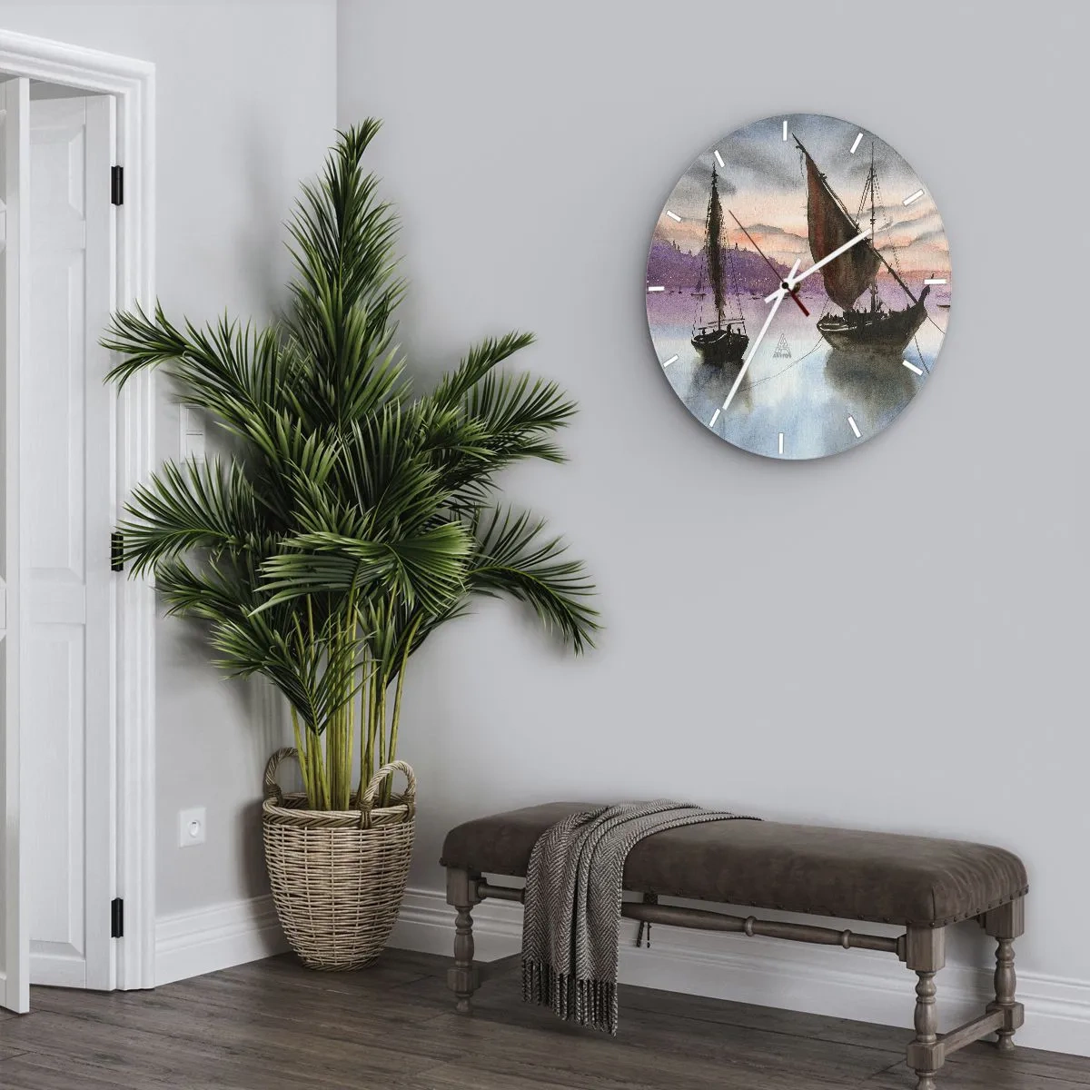 Horloge murale - Pendule murale - Voiliers sur l'eau au coucher du soleil - 30x30cm - Soirée au port - Décoration murale moderne pour le salon, la cuisine et la chambre ARTTOR
