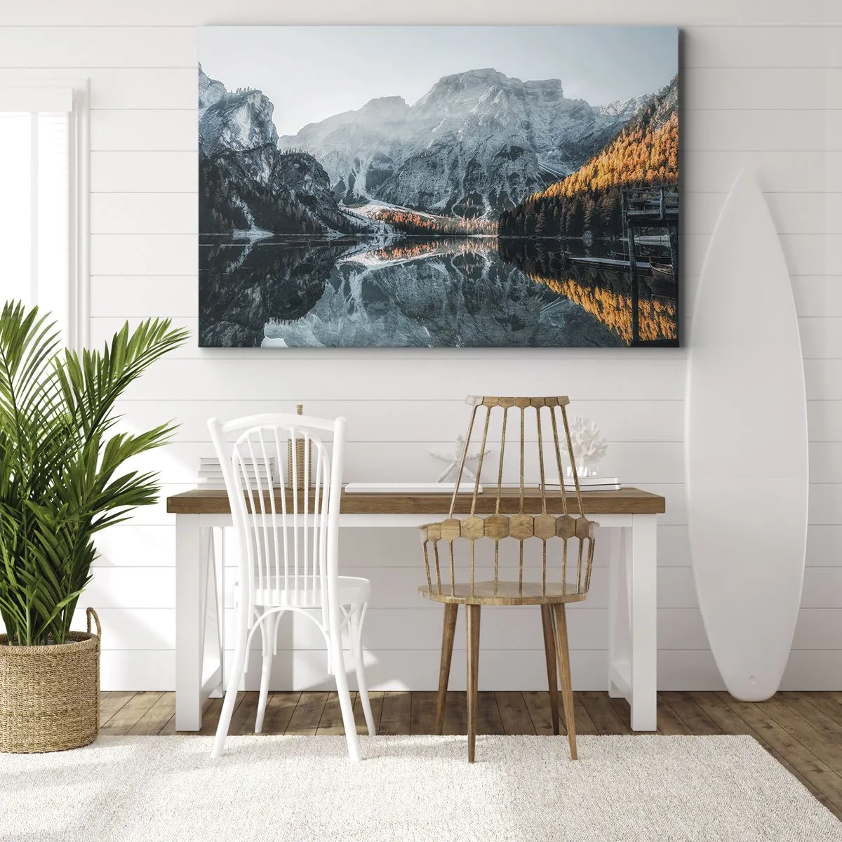 Impression sur toile - Image sur toile - Un paysage de montagne se reflétant dans la surface calme d'un lac - 120x80cm - Reflet de paysage - Décoration murale moderne pour le salon et la chambre ARTTOR
