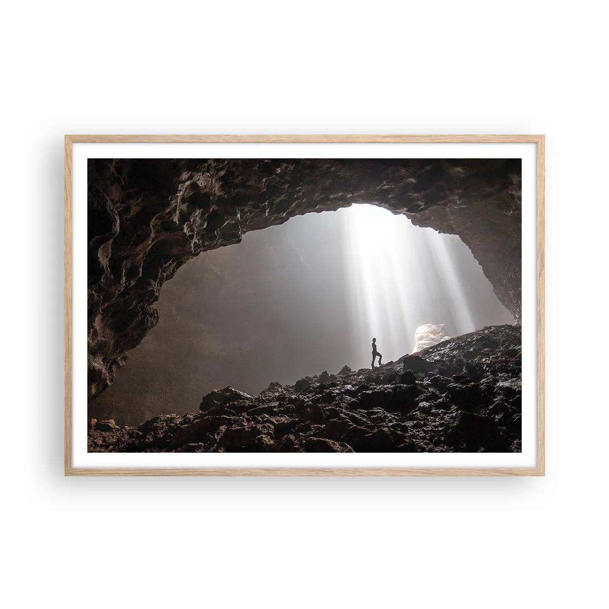 Affiche dans un chêne clair - Poster - Grotte lumineuse - 100x70 cm