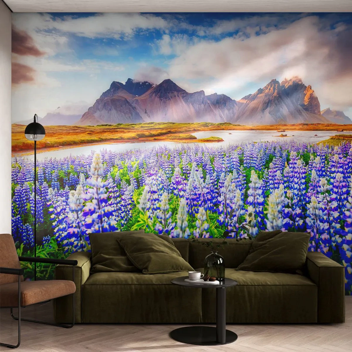 Papier Peint Photo Standard Eco - La force et l'austérité côtoient la douceur - Paysage, Montagnes, Fleurs - 400x280 cm