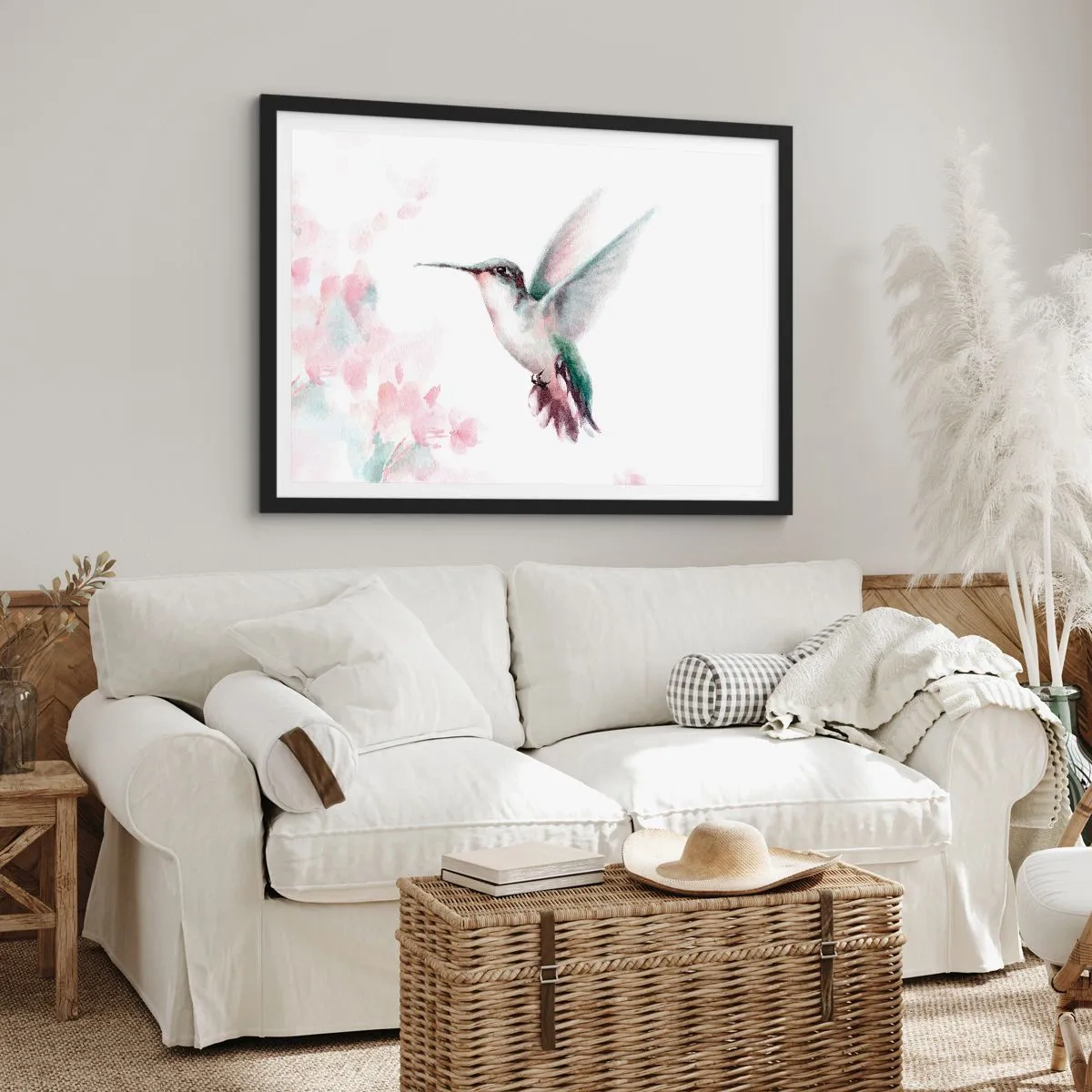 Affiche dans un cadre noir - Poster - Un colibri aux couleurs pastel délicates sur un fond de fleurs - 70x50cm - Immortalisé dans un battement - Décoration murale moderne pour le salon et la chambre ARTTOR