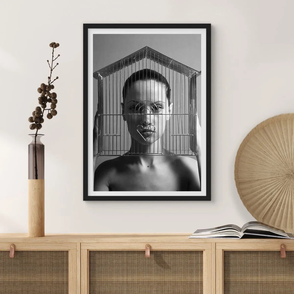 Affiche dans un cadre noir - Poster - Portrait un peu surréaliste - 40x50 cm