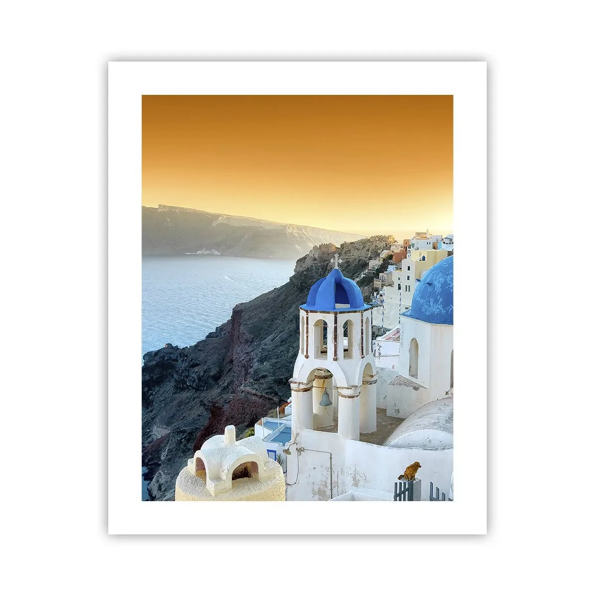 Affiche - Poster - Santorin - blotti contre les rochers - 40x50 cm