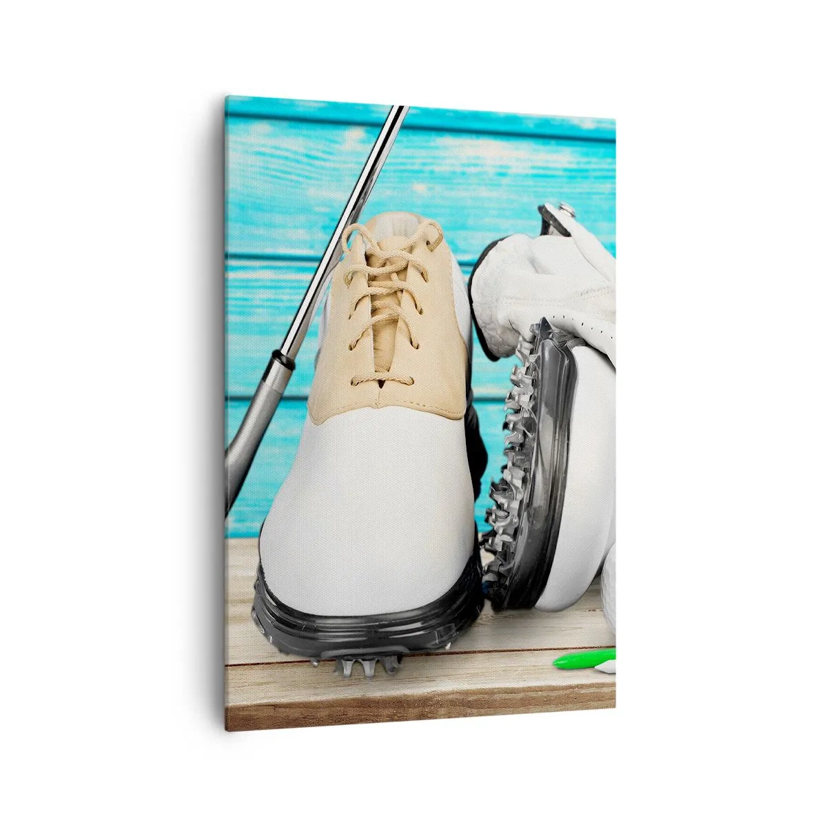 Impression sur toile - Image sur toile - Un ensemble d'accessoires de golf sur un fond en bois - 70x100cm - Tout est prêt - Décoration murale moderne pour le salon et la chambre ARTTOR