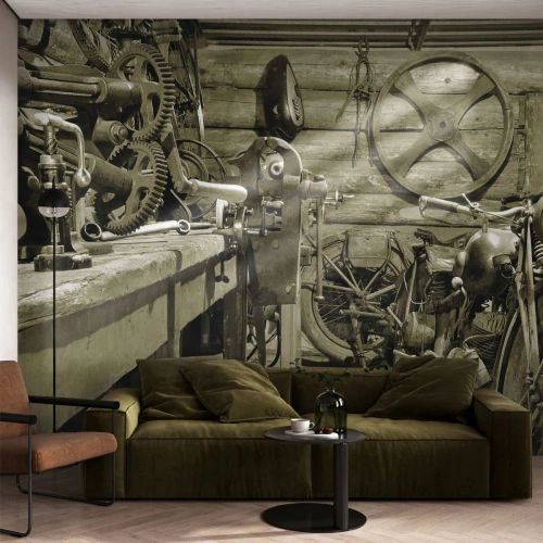 Papier Peint Photo Premium Canvas - Dans le hangar de l'oncle Władek - Moto, Atelier de réparation automobile, Ancien - 250x175 cm