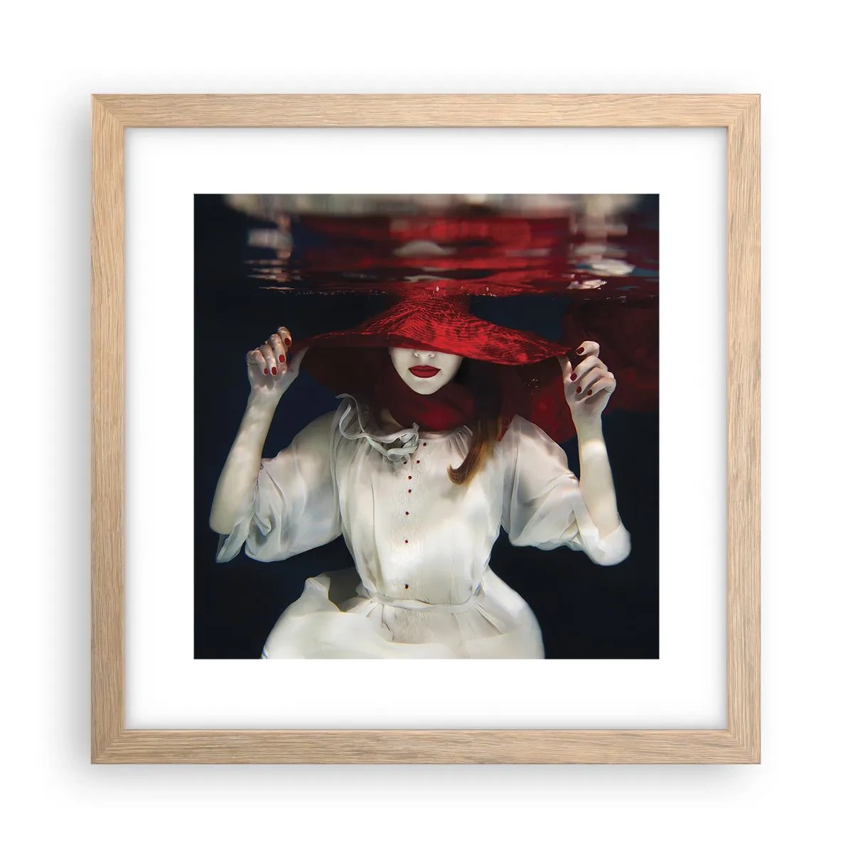 Affiche dans un chêne clair - Poster - Femme mystérieuse - 30x30 cm