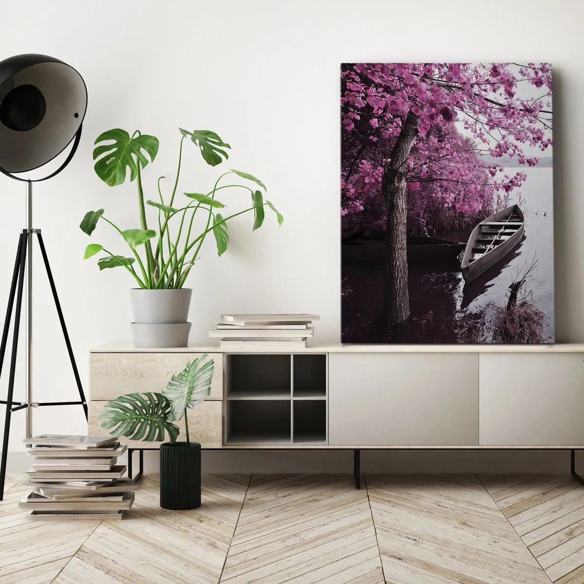 Impression sur toile - Image sur toile - Un bateau au bord d'un lac parmi des arbres roses - 80x120cm - Dans un silence rose - Décoration murale moderne pour le salon et la chambre ARTTOR