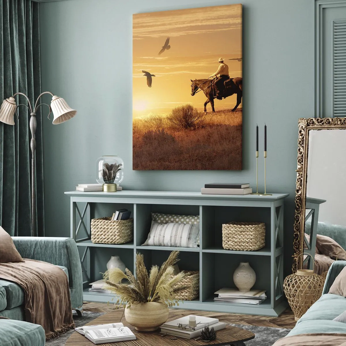 Impression sur toile - Image sur toile - Un cavalier sur un cheval au coucher du soleil contre la prairie - 50x70cm - Seul à travers la prairie - Décoration murale moderne pour le salon et la chambre ARTTOR