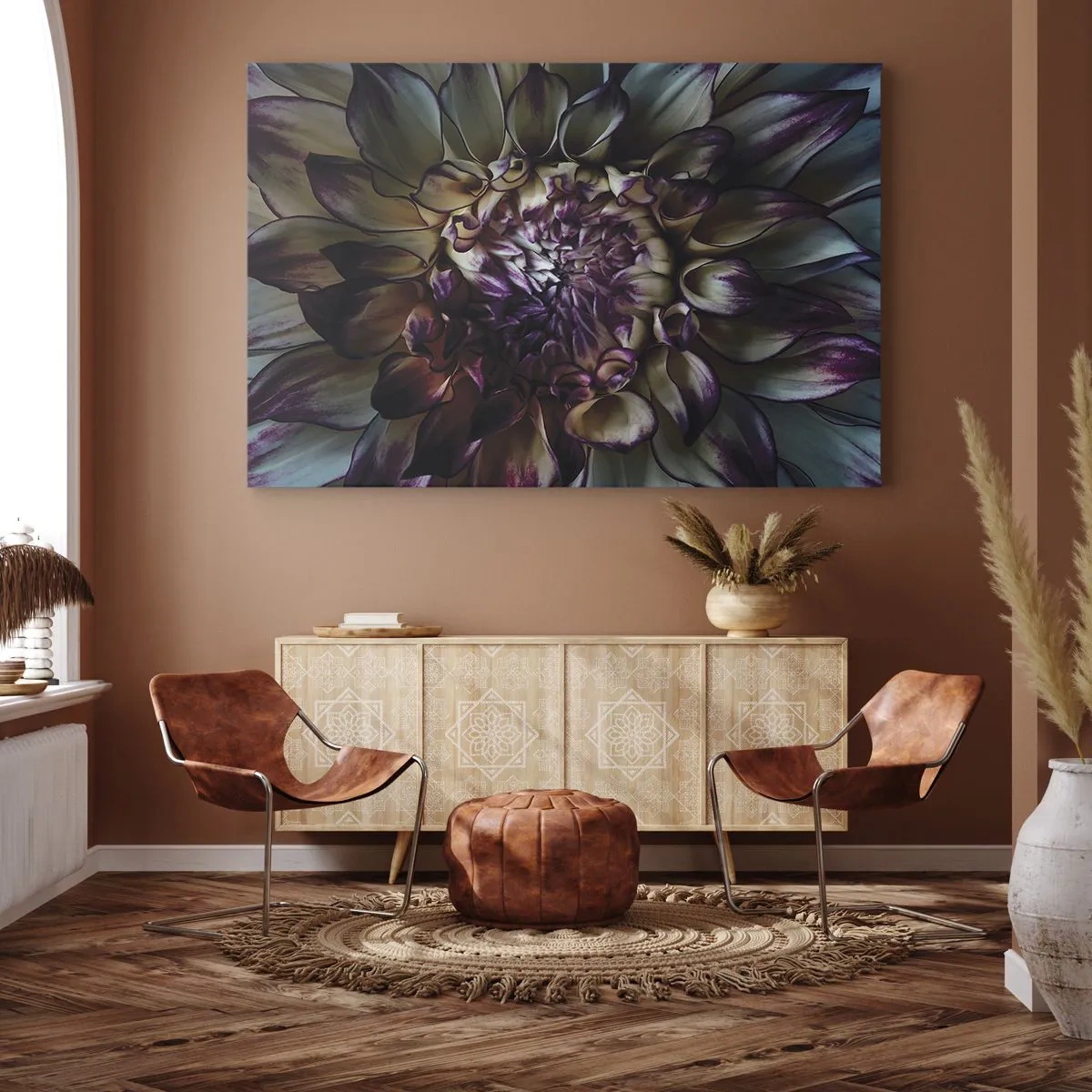 Impression sur toile - Image sur toile - Gros plan d'une fleur de dahlia dans des tons sombres - 120x80cm - L'apogée de la jeunesse - Décoration murale moderne pour le salon et la chambre ARTTOR