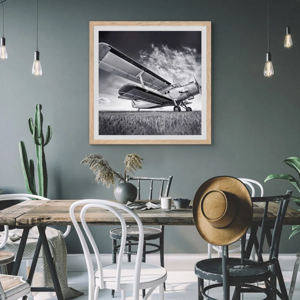 Affiche dans un chêne clair - Poster - Le pèlerin ailé - 40x40 cm