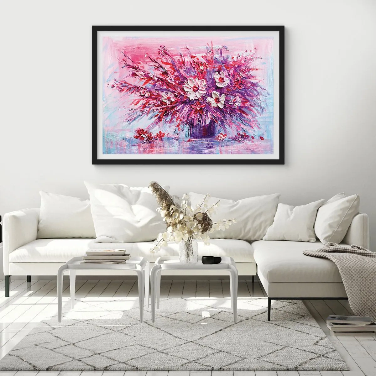 Affiche dans un cadre noir - Poster - Un bouquet de fleurs colorées dans des tons de rose et de violet - 70x50cm - Innocence et passion - Décoration murale moderne pour le salon et la chambre ARTTOR
