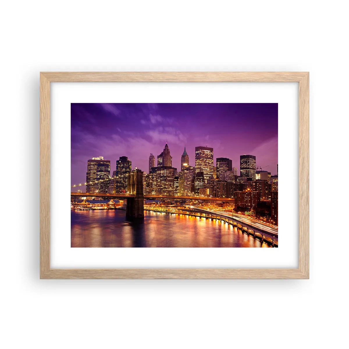 Affiche dans un chêne clair - Poster - Manhathann or violet - 40x30 cm