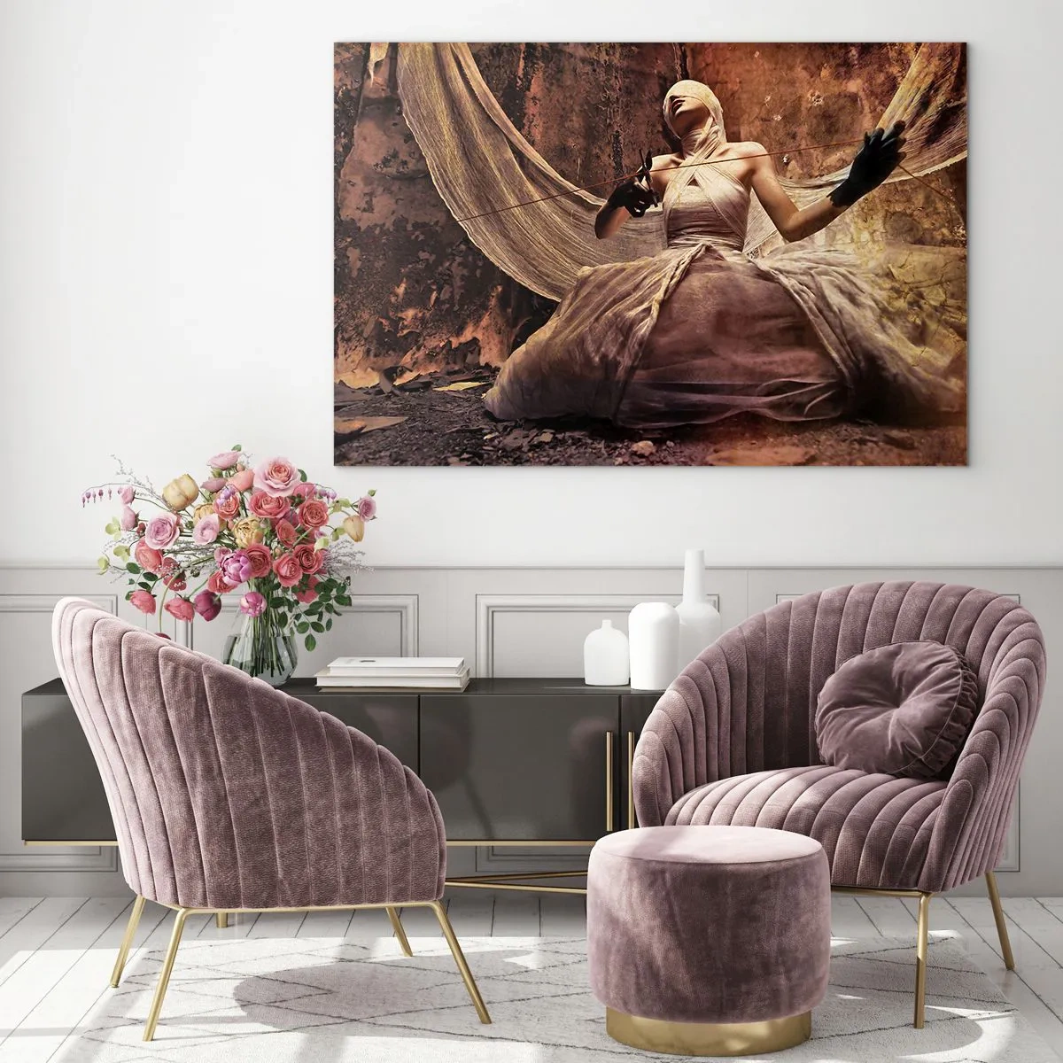 Impression sur verre - Image sur verre - Une figure de femme dans un décor artistique avec des tissus - 120x80cm - Déesse du destin - Décoration murale moderne pour le salon et la chambre ARTTOR