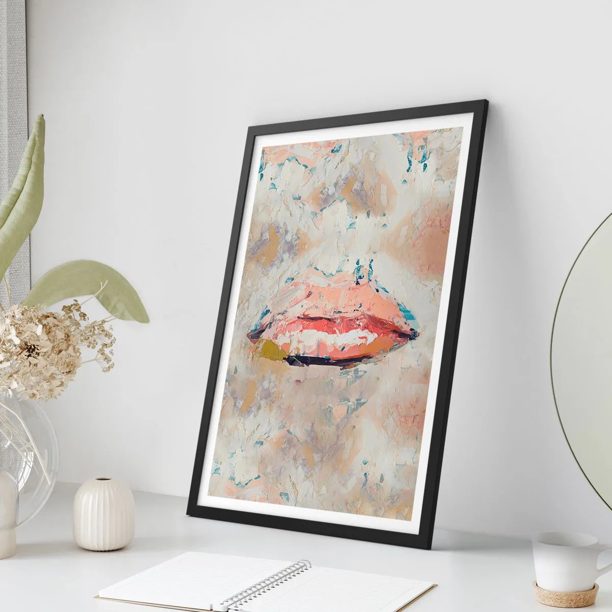 Affiche dans un cadre noir - Poster - Lèvres abstraites dans une palette de couleurs pastel - 50x70cm - Éveil la pensée - Décoration murale moderne pour le salon et la chambre ARTTOR