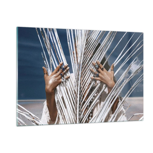 Impression sur verre - Image sur verre - Les mains d'une femme décorées d'anneaux derrière un palmier sec - 120x80cm - Fille de chaman ? - Décoration murale moderne pour le salon et la chambre ARTTOR