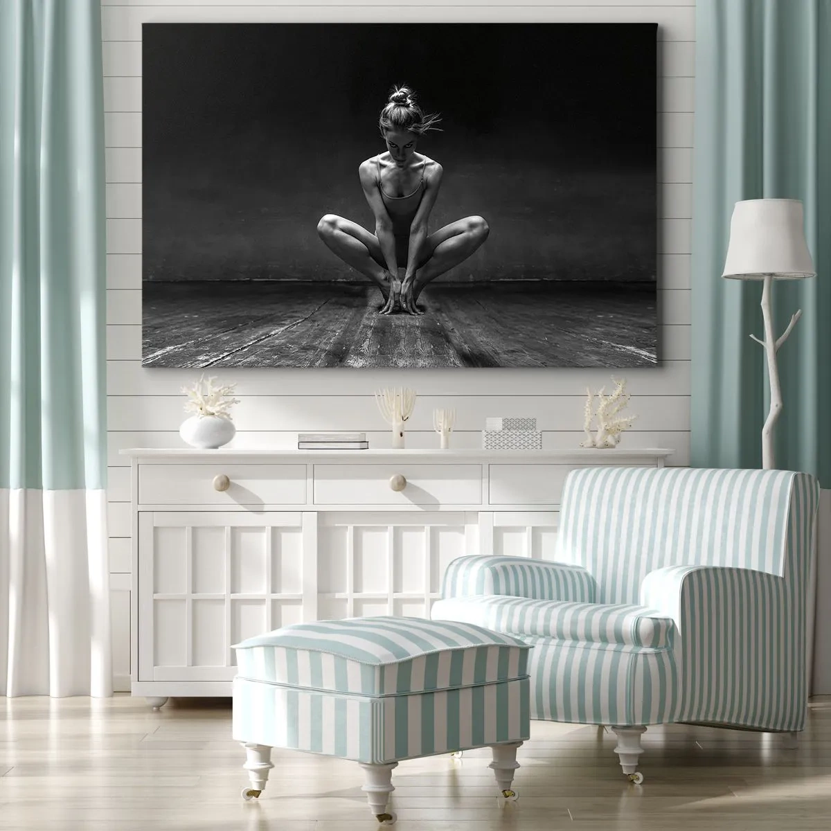 Impression sur toile - Image sur toile - Portrait en noir et blanc d'une danseuse en pleine concentration. - 120x80cm - Concentration de l'énergie de la danse - Décoration murale moderne pour le salon et la chambre ARTTOR