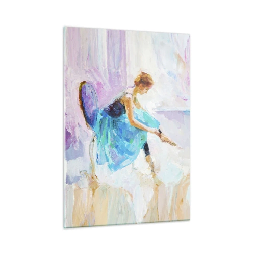 Impression sur verre - Image sur verre - Une ballerine en robe bleue sur fond impressionniste - 50x70cm - Grâce ineffable, charme subtil - Décoration murale moderne pour le salon et la chambre ARTTOR