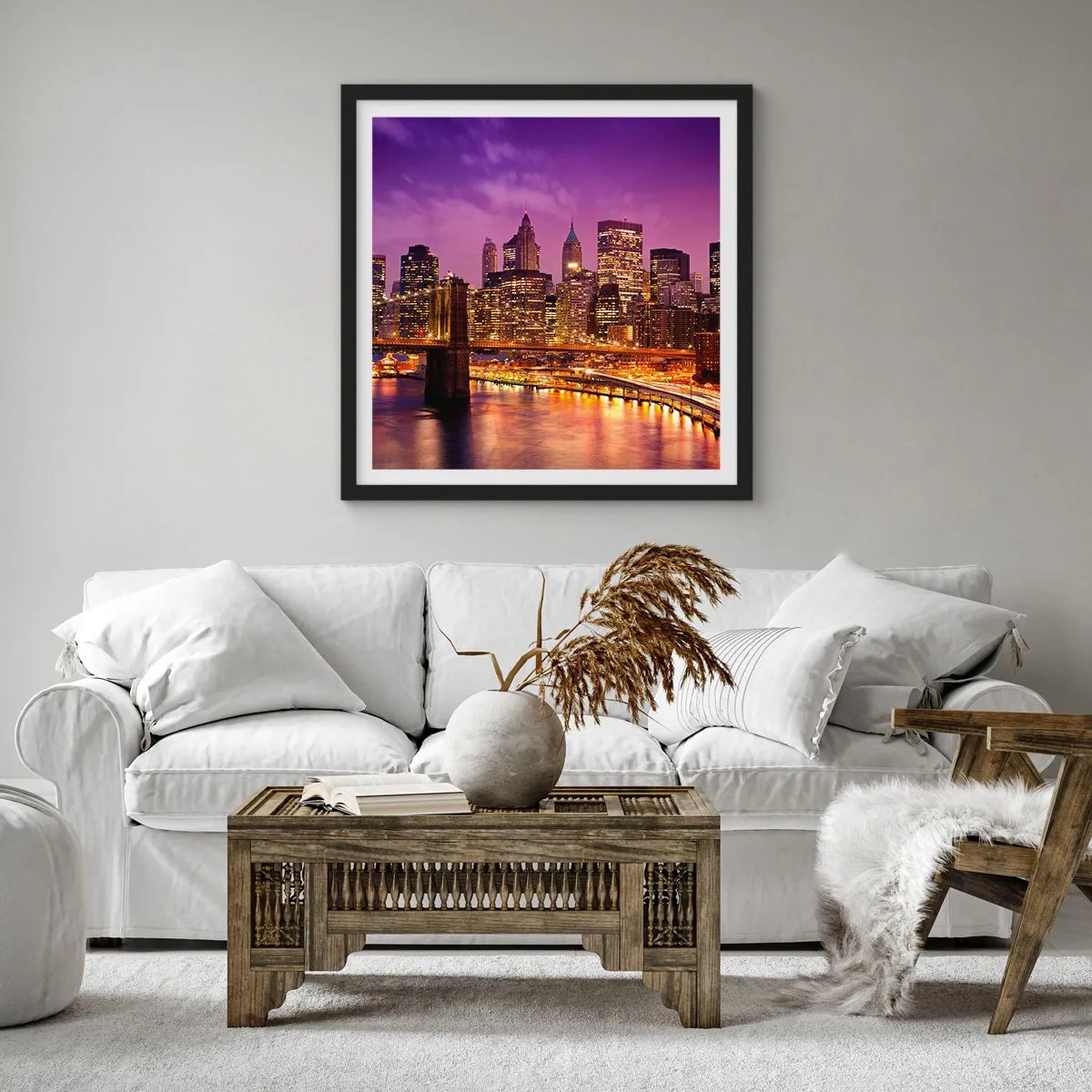 Affiche dans un cadre noir - Poster - Manhathann or violet - 30x30 cm
