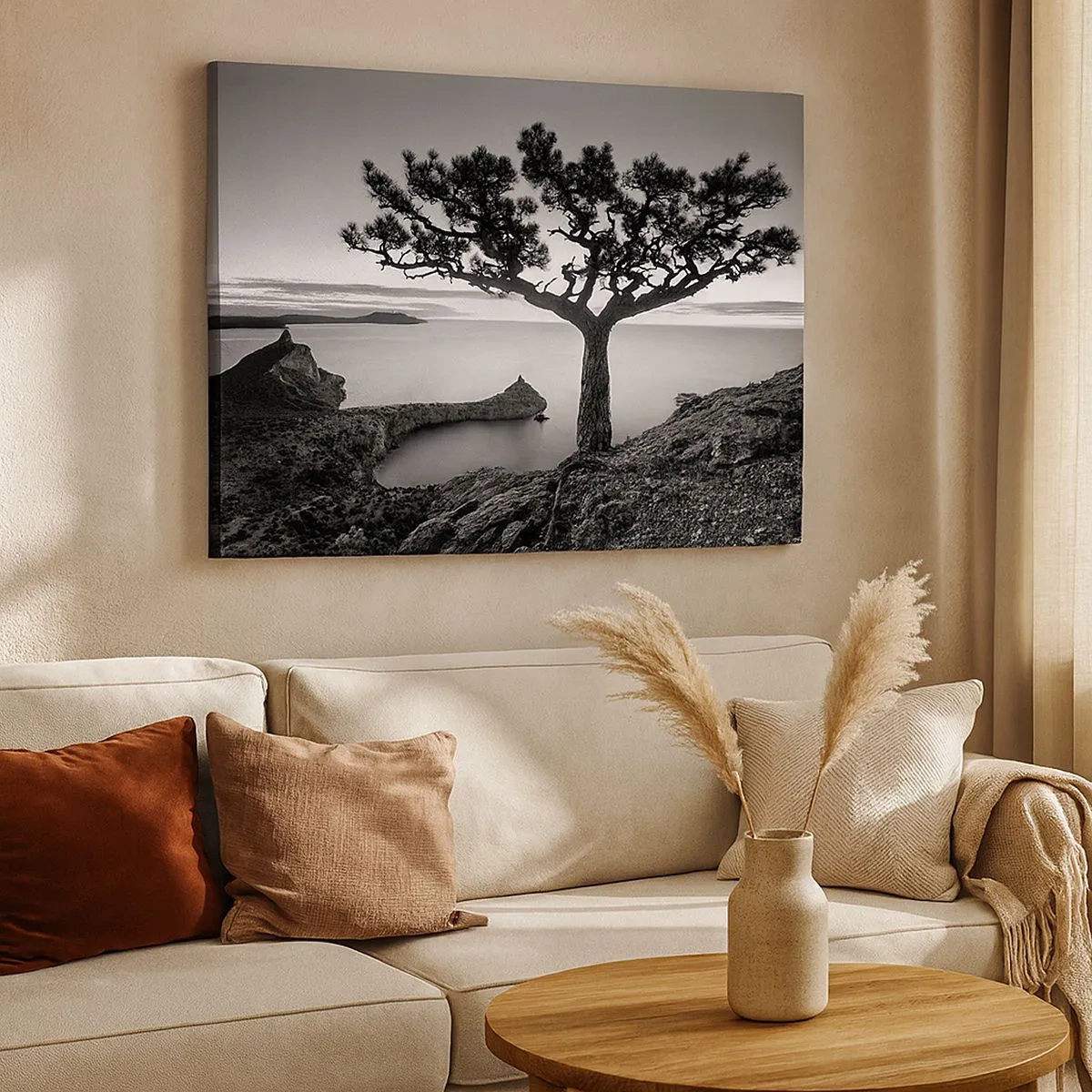 Impression sur toile - Image sur toile - Paysage noir et blanc avec un arbre solitaire sur une falaise au-dessus de la mer - 70x50cm - Paix jusqu'à l'horizon - Décoration murale moderne pour le salon et la chambre ARTTOR
