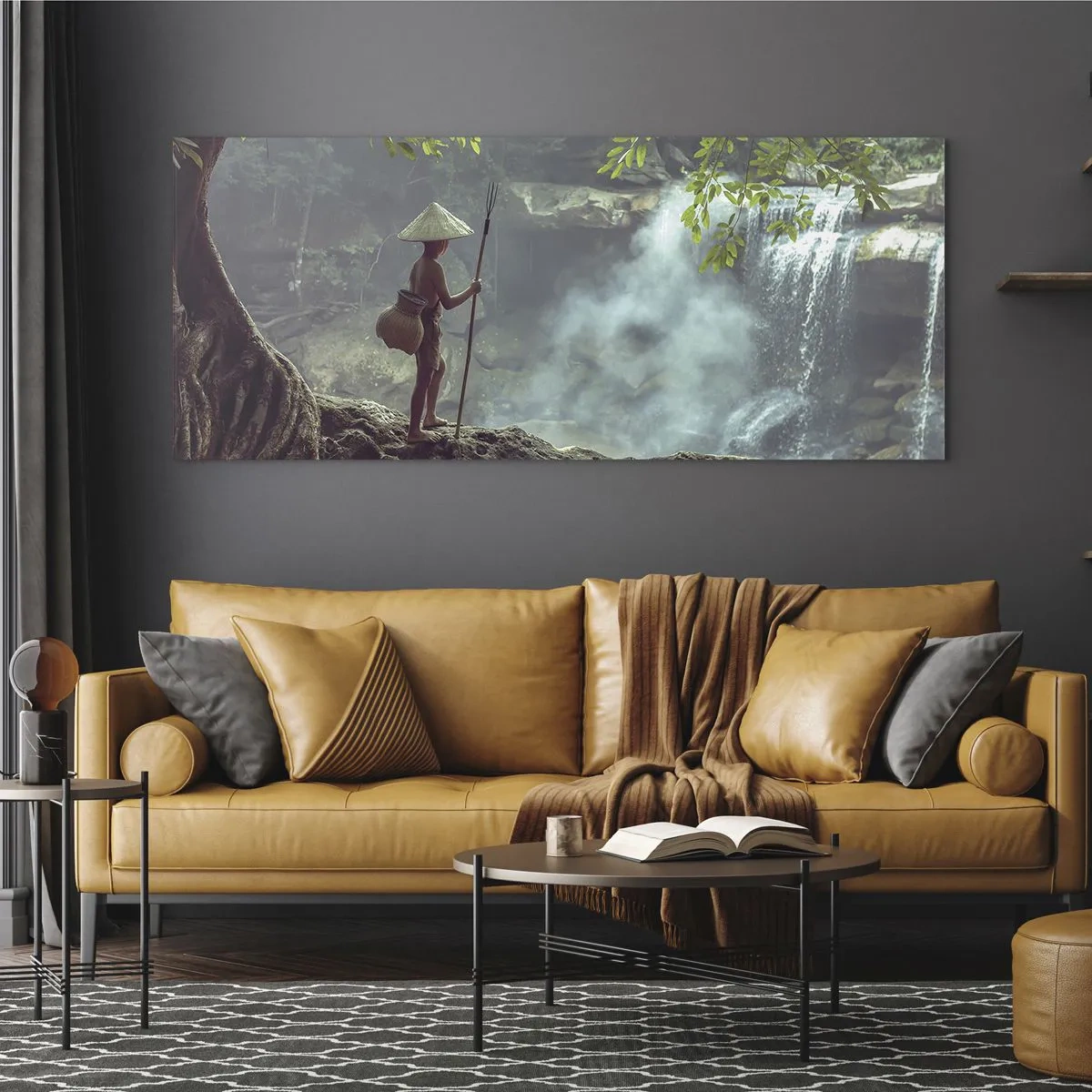 Impression sur verre - Image sur verre - Une figure avec une lance près d'une cascade dans une forêt tropicale - 140x50cm - Lier d'amitié avec la nature - Décoration murale moderne pour le salon et la chambre ARTTOR