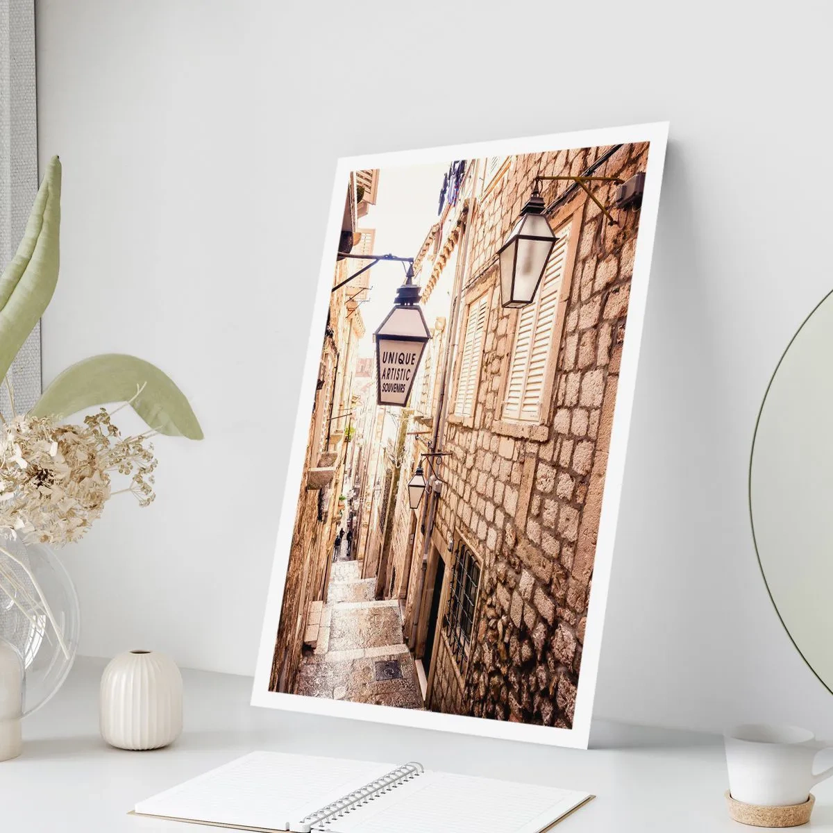 Affiche - Poster - Une charmante ruelle - 70x100 cm