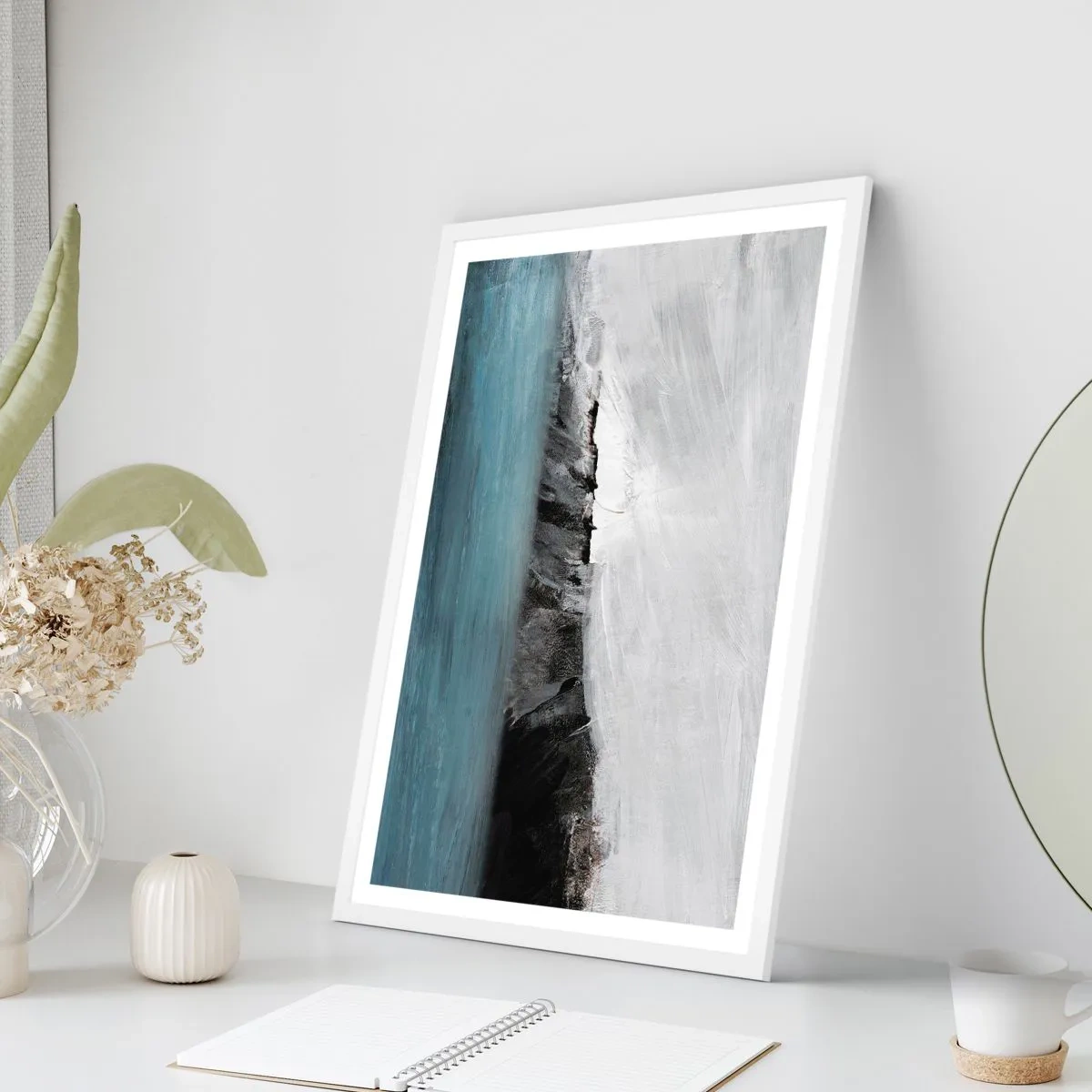 Affiche dans un cadre blanc - Poster - Eau – terre : choc des éléments - 70x100 cm