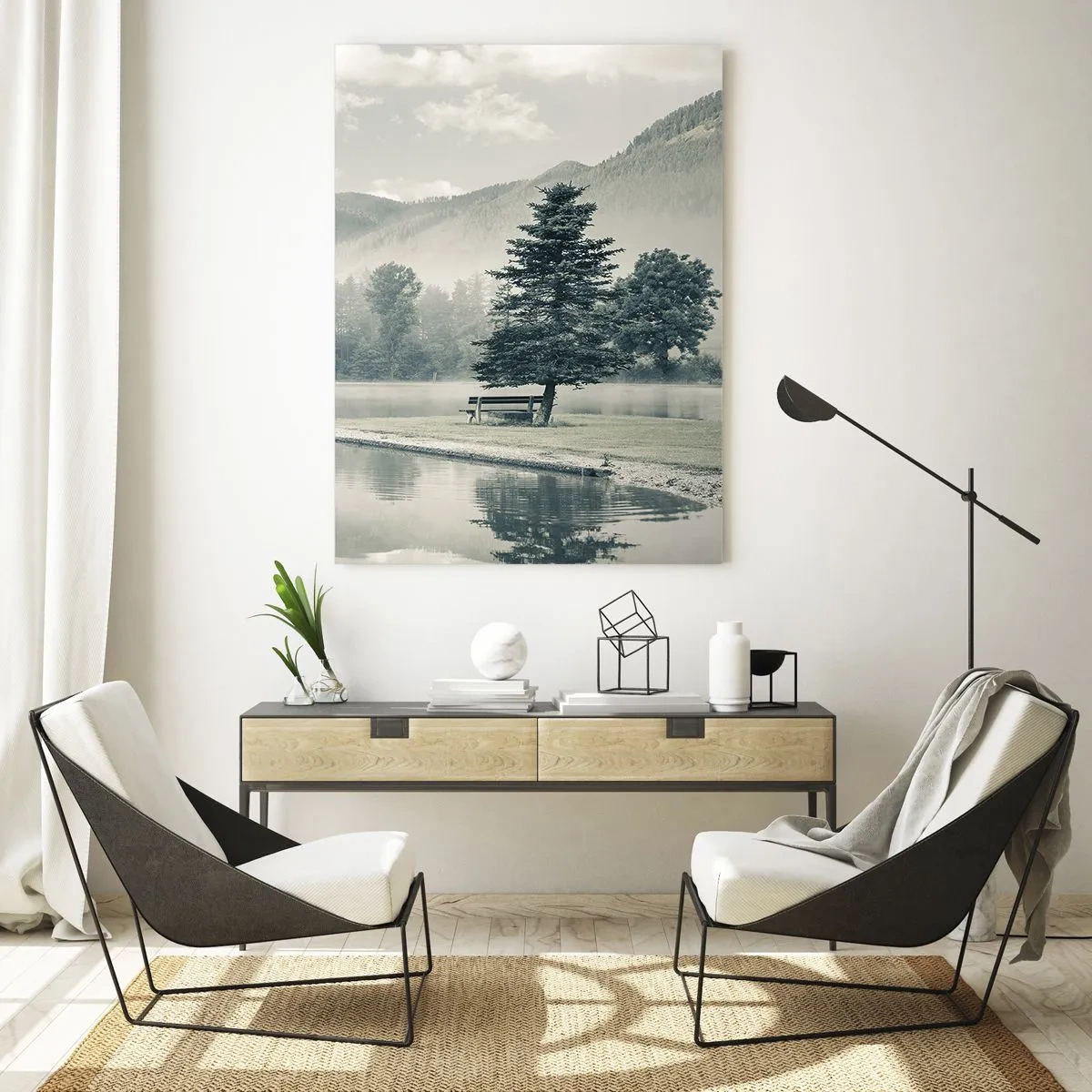 Impression sur verre - Image sur verre - Un lac calme le matin avec un banc et du brouillard sur l'eau - 50x70cm - Le lac dort encore - Décoration murale moderne pour le salon et la chambre ARTTOR