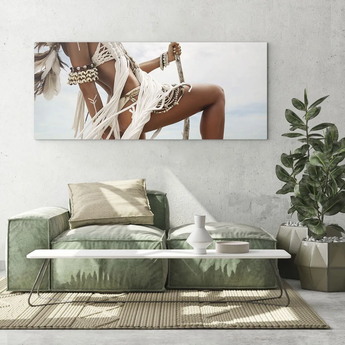 Impression sur verre - Image sur verre - Figure d'une femme portant des ornements et des vêtements ethniques sur fond de paysage tropical. - 120x50cm - Prêtresse du soleil - Décoration murale moderne pour le salon et la chambre ARTTOR