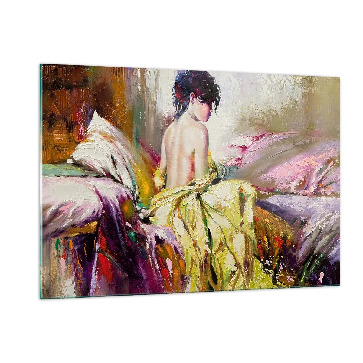 Impression sur verre - Image sur verre - Une femme en robe jaune assise sur un lit dans un style impressionniste. - 120x80cm - Entre les lèvres et le bord de la tasse - Décoration murale moderne pour le salon et la chambre ARTTOR