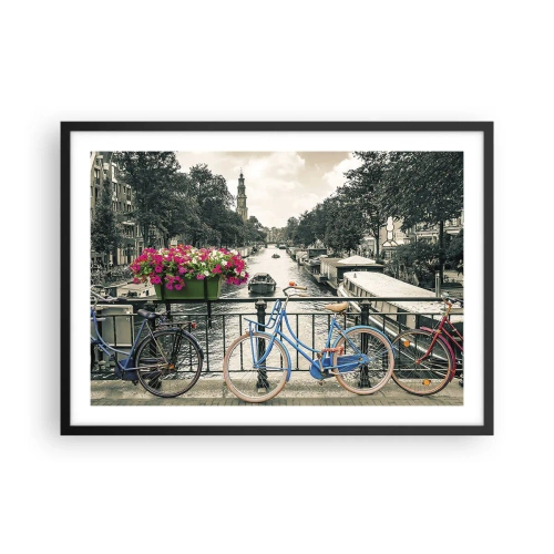 Affiche dans un cadre noir - Poster - Un pont avec des vélos et des fleurs sur un canal à Amsterdam - 70x50cm - Couleurs de rue d'Amsterdam - Décoration murale moderne pour le salon et la chambre ARTTOR