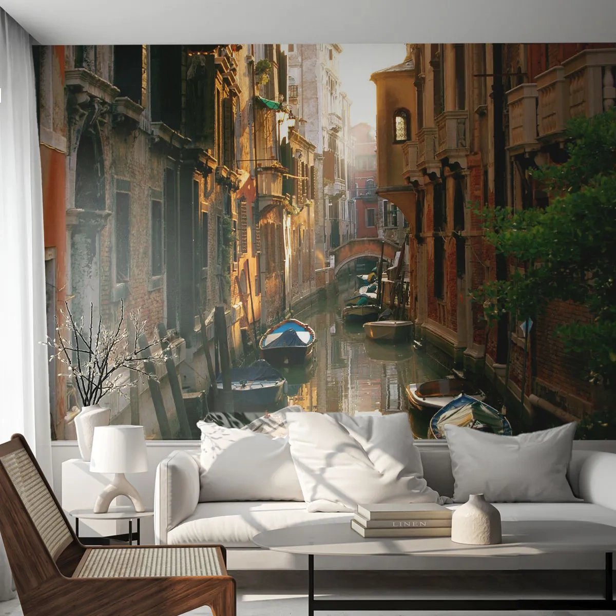 Papier Peint Photo Premium Canvas - Dans une ruelle vénitienne - Paysage, Architecture, Venise - 250x175 cm