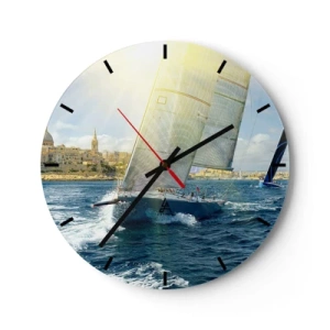 Horloge murale - Pendule murale - Voiliers sur fond de ville balnéaire ensoleillée - 30x30cm - Il est temps de quitter la ville - Décoration murale moderne pour le salon, la cuisine et la chambre ARTTOR