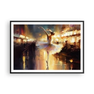 Affiche dans un cadre noir - Poster - Une ballerine dansant devant une scène éclairée - 100x70cm - Miracle dans la rue - Décoration murale moderne pour le salon et la chambre ARTTOR