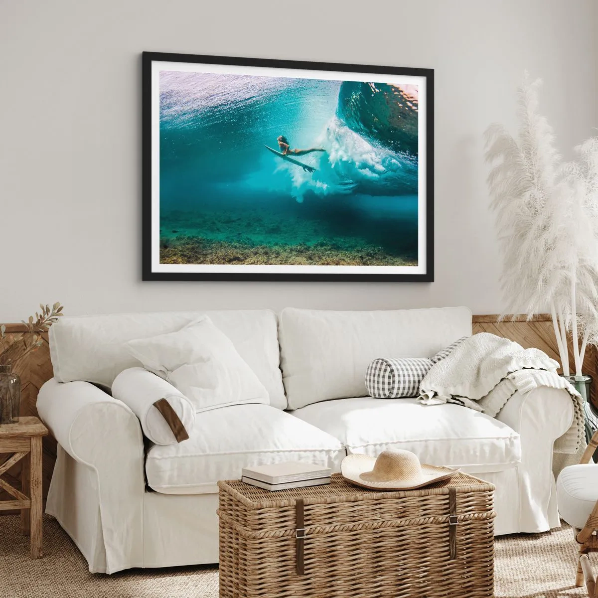 Affiche dans un cadre noir - Poster - Surfeur sous une vague dans l'eau bleue de l'océan - 70x50cm - Monde sous marin - Décoration murale moderne pour le salon et la chambre ARTTOR