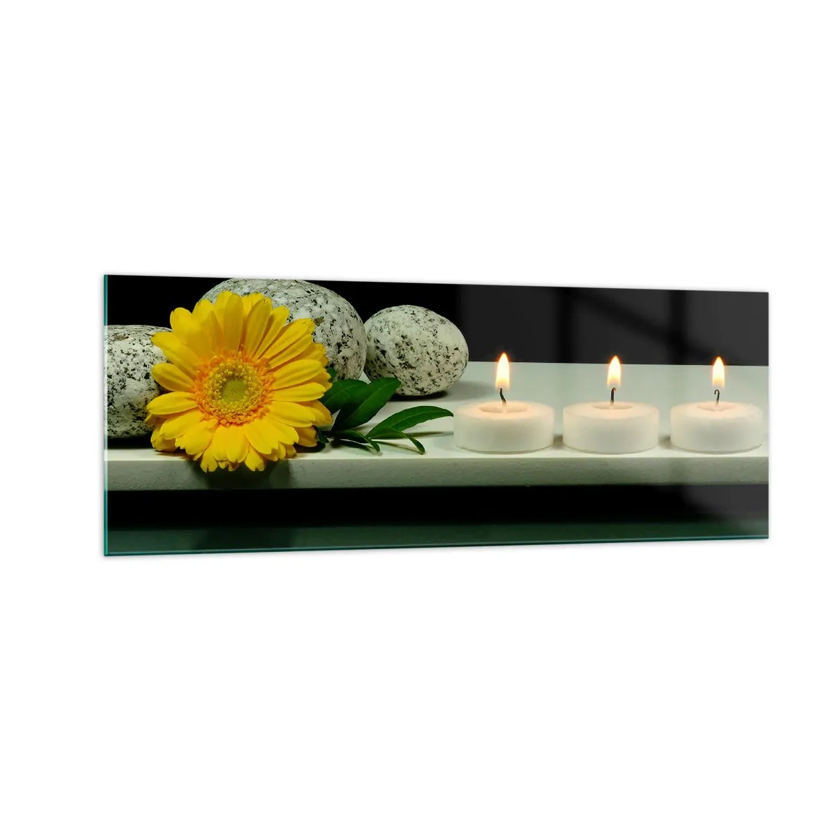 Impression sur verre - Image sur verre - Fleur jaune, bougies et pierres sur fond d'eau - 140x50cm - Apaisement des sens - Décoration murale moderne pour le salon et la chambre ARTTOR